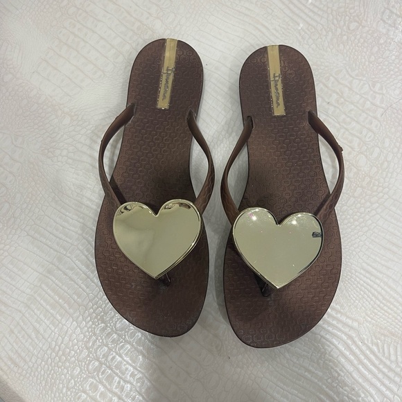 Ipanema Worn couple of times Size 7 - Picture 1 of 5